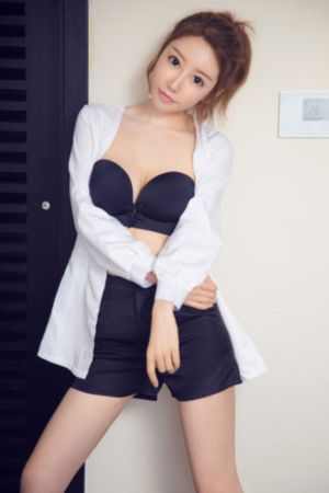人妻被上司侵犯在线一区_蓝光免费高清观看