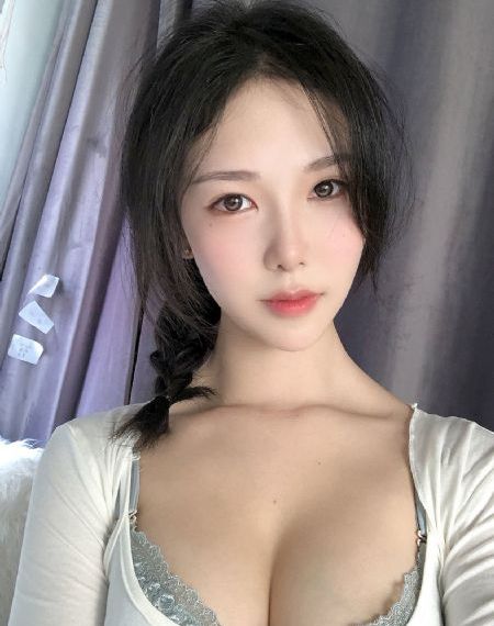 国产tk挠脚心vk_高清免费HD高清完整电影